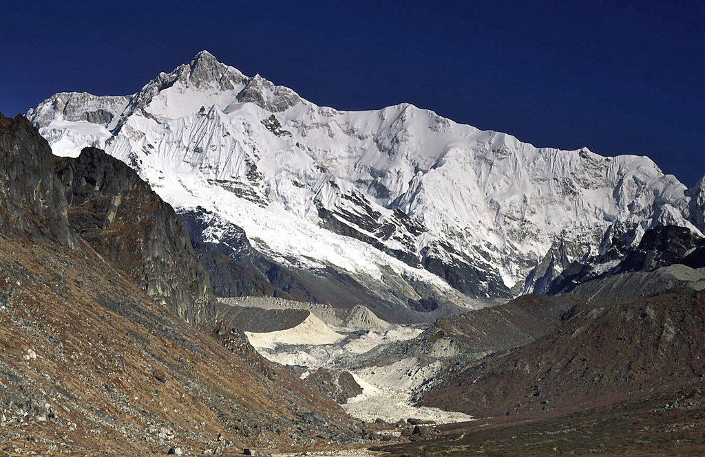 Kanchenjunga North & South Face Trek