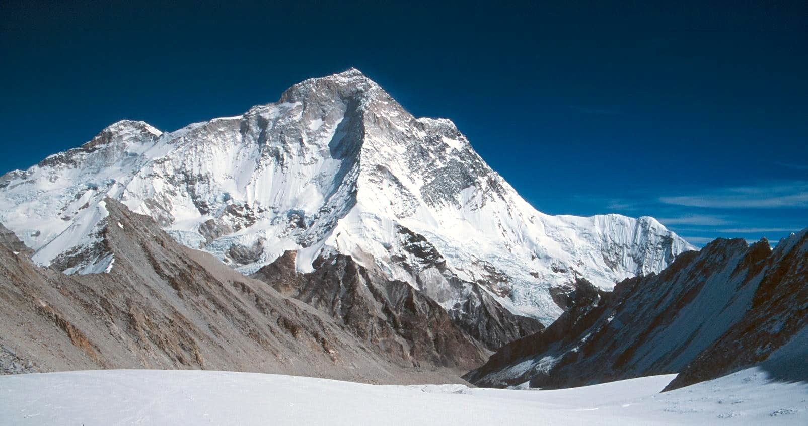 Makalu Base Camp Trek